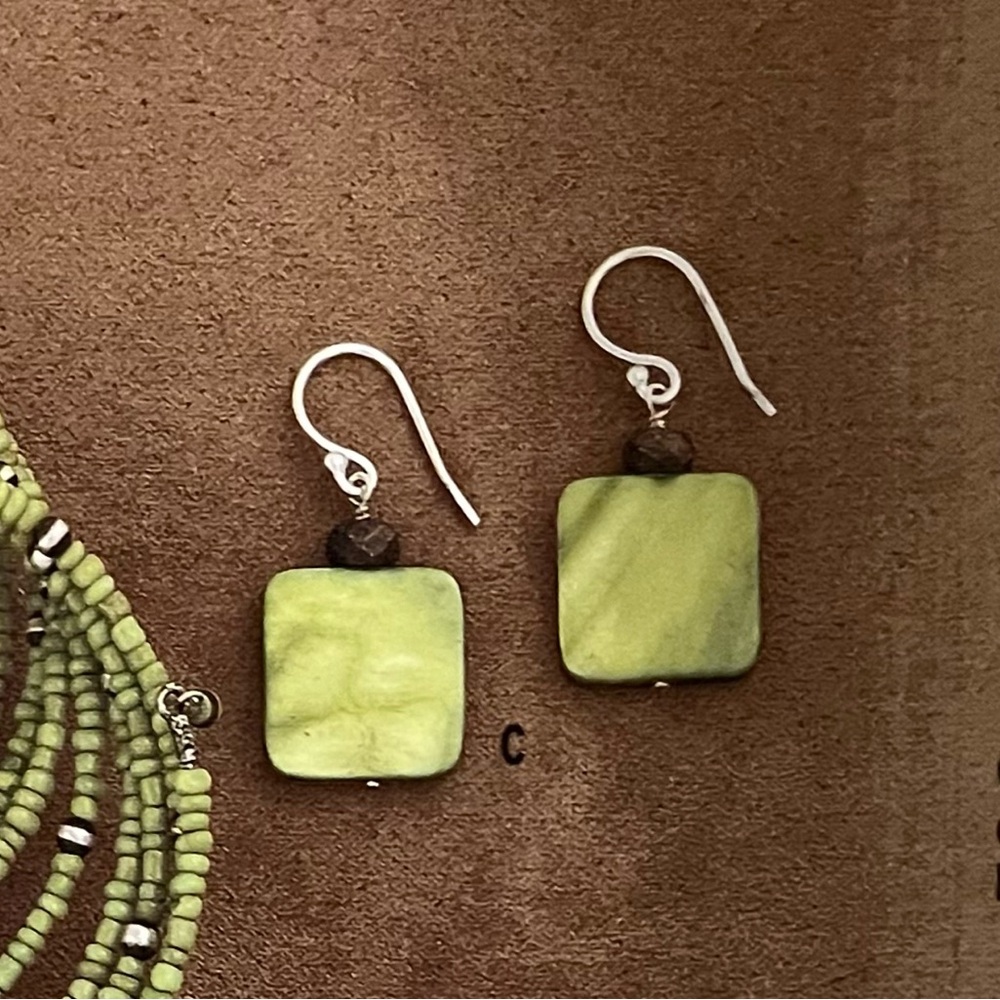 Silpada Green Earrings